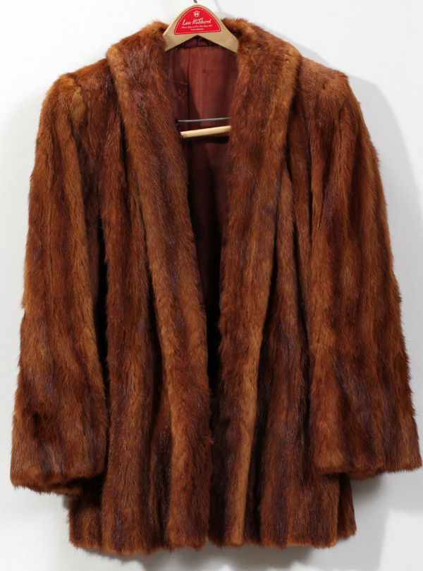 BROWN MINK COAT: BROWN MINK COAT:Measures 30" from shoulder to hem.