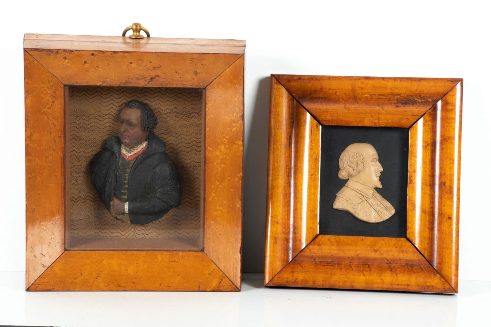 English Wax Portraits, C. 18th.c., 2 pcs (1 of 2)