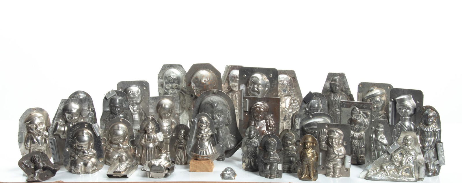 Chocolate Molds, Child Forms, 33 pcs (1 of 5)