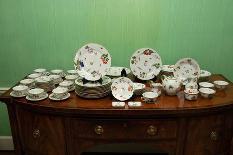 Herend Porcelain Manufactory 'Market Garden' Porcelain Dinner Service, 64 pcs: Herend Porcelain Manufactory 'Market Garden' Porcelain Dinner Service, 64 pcs A partial 64-piece dinner service set of Herend Porcelain Manufactory 'Market Garden' porcelain. Includes 14 dinner plates