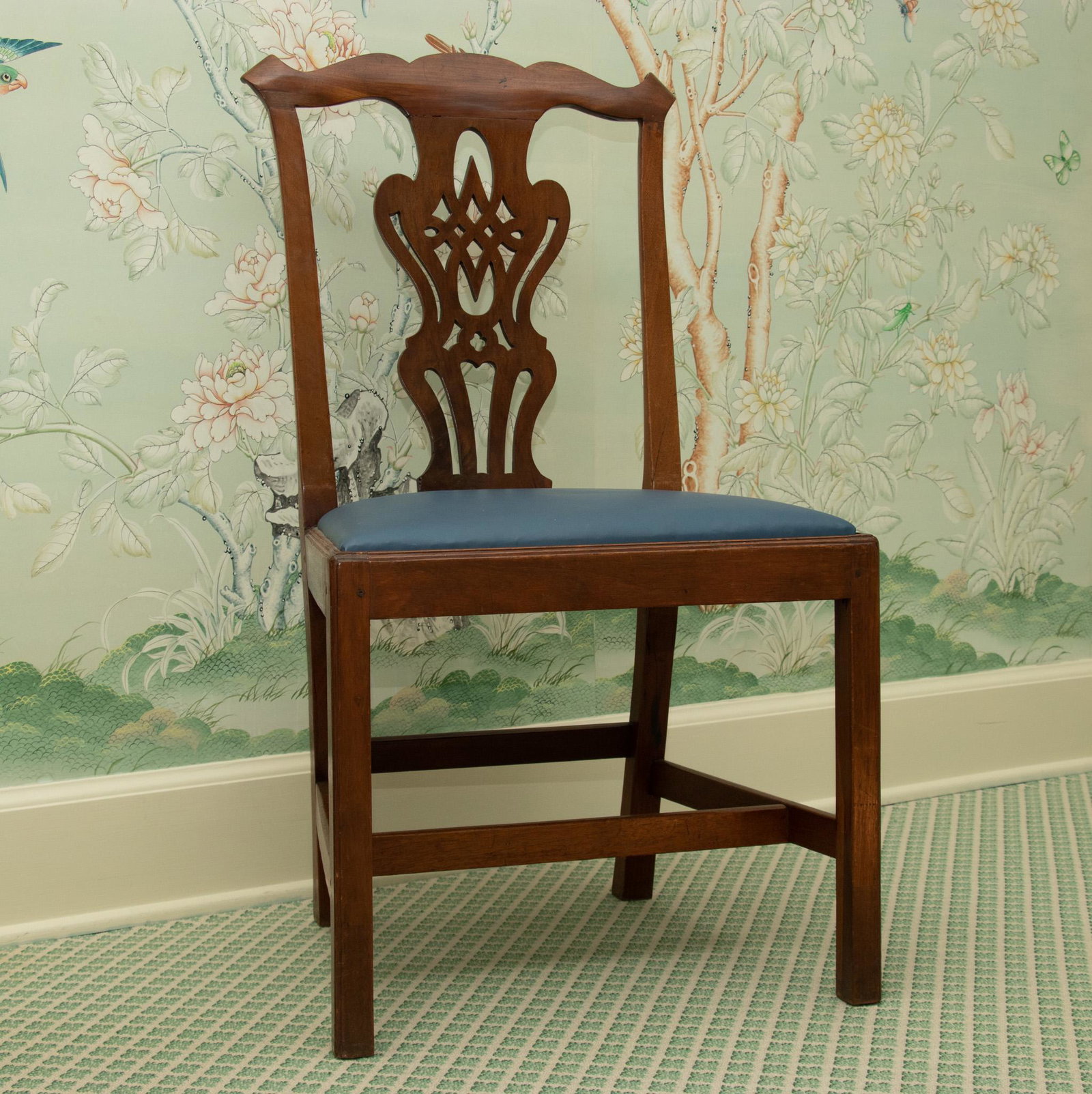 Chinese Chippendale Style Mahogany Side Chair, 1900, H 38.5'' W 21'': Chinese Chippendale Style Mahogany Side Chair, 1900, H 38.5'' W 21'' An early 20th century Chinese Chippendale style mahogany side chair. Offers a pierced back panel and serpentine crest rail. Depth 1