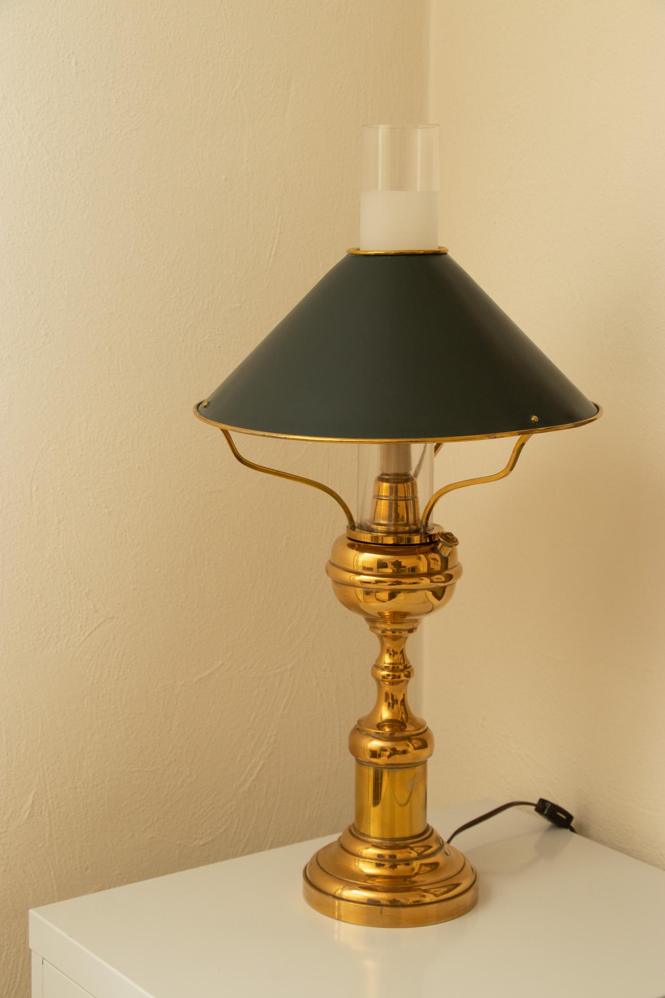 Chapman Brass Lamp, Tole Shade, H 24'' Dia. 13'' (1 of 1)