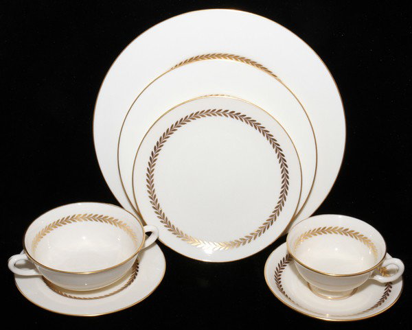 LENOX "IMPERIAL" PORCELAIN DINNER SERVICE, 71 : LENOX "IMPERIAL" PORCELAIN DINNER SERVICE, 71 PIECES:Including 10 dinner plates, 8 salad plates, 8 cream soup bowls with 10 underplates, 10 luncheon plates, 13 coffee cups, 12 saucers.