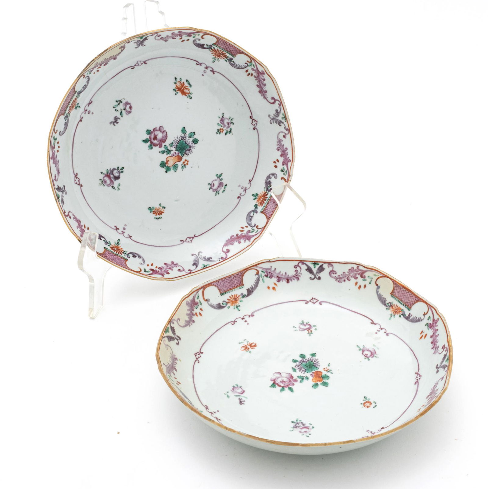 Chinese Export Porcelain Shallow Bowls, C. 1780, Dia 9.5" (1 of 3)