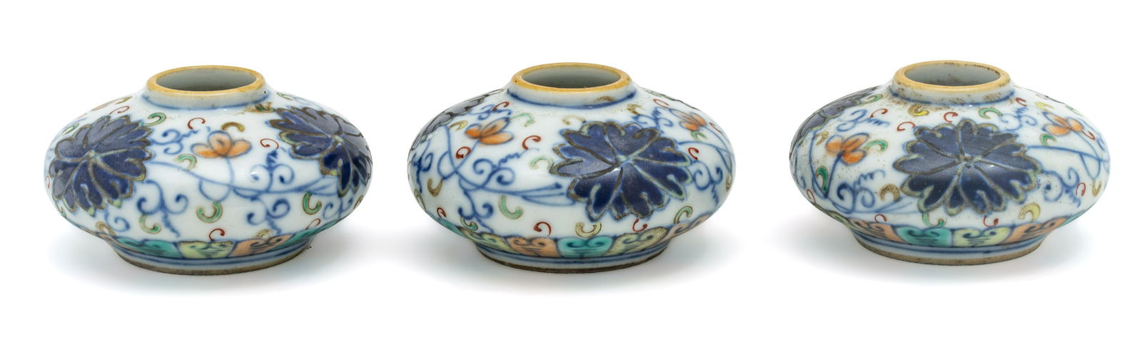 Chinese Doucai Porcelain Water Drops, H 1.5'' Dia. 2.5'' 3 pcs (1 of 4)