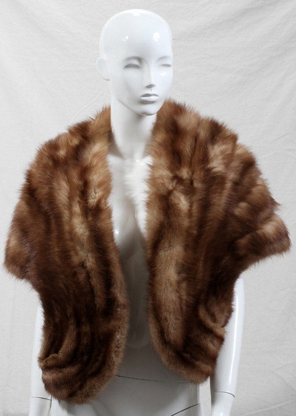 STONE MARTIN STOLE: STONE MARTIN STOLE:Pelze Furs, Wiesbaden. From the Estate of Robert and Elizabeth Mandy, Bingham Farms, Mi.