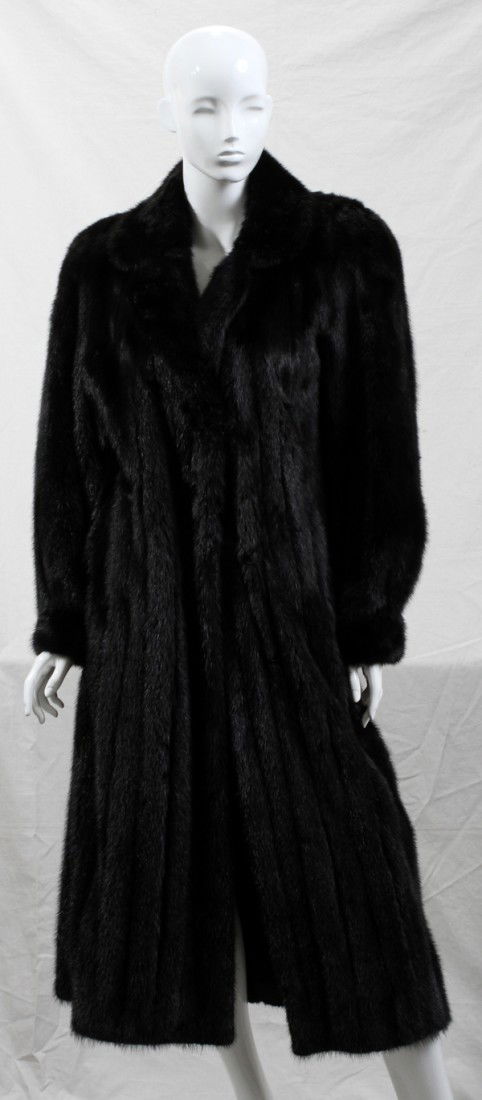 BLACK MINK COAT, FULL-LENGTH,: BLACK MINK COAT, FULL-LENGTH, L 50":Ceresnie and Offen, Birmingham, Mi.