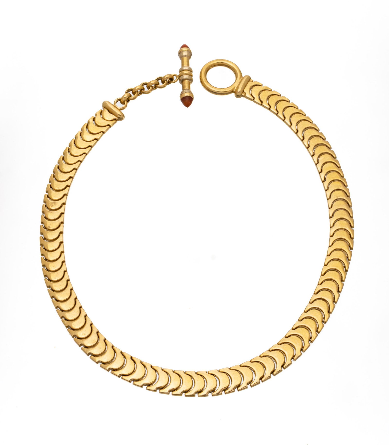 14K Gold Choker, Italy L 15'' 48.3g: 14K Gold Choker, Italy L 15'' 48.3g | Toggle closure. Flat overlapping crescents. Provenance: Property of a Troy, MI private collector.