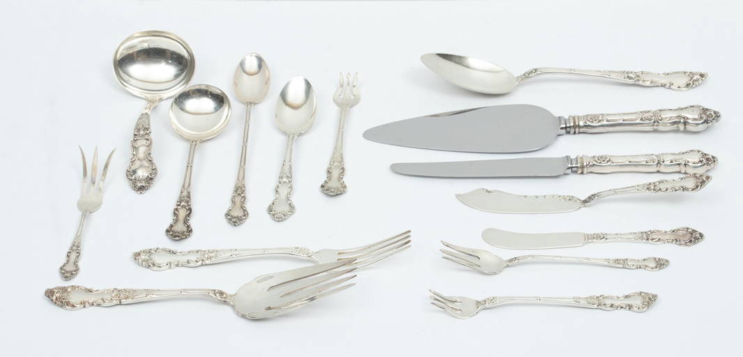 Watson/wallace "meadow Rose" Sterling Silver Flatware, 61.62t Oz 64 Pcs