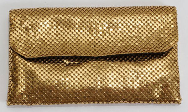 VINTAGE STYLE MESH HANDBAG, BRACELET AND LOCKET: VINTAGE STYLE GOLD TONE MESH HANDBAG, BRACELET AND LOCKET, 7 PCS., L 6":No markings other hand "Talon" on the zipper and what appears to be "Kauf Co." on the close. Also includes a mirror and comb and