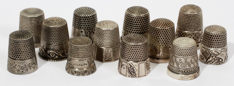 AMERICAN & ENGLISH STERLING & SILVER THIMBLES,: AMERICAN & ENGLISH STERLING & SILVER THIMBLES, ANTIQUE, TWELVE, H 1":Including 7 American sterling thimbles by various makers, including Simons Bros., Ketcham McDougall and Sterns Bros., 2 English ste