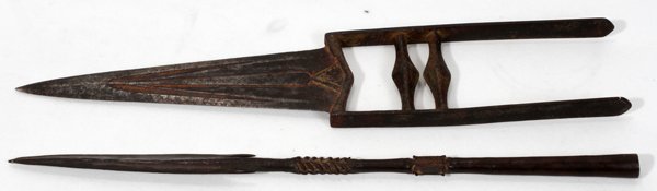 INDIAN STEEL KATAR (HAND DAGGER) & A SPEAR: INDIAN STEEL KATAR (HAND DAGGER), L 16", & A SPEAR, L 16":Including 1 Indian katar and 1 steel spear with barbed stem. Two items total.