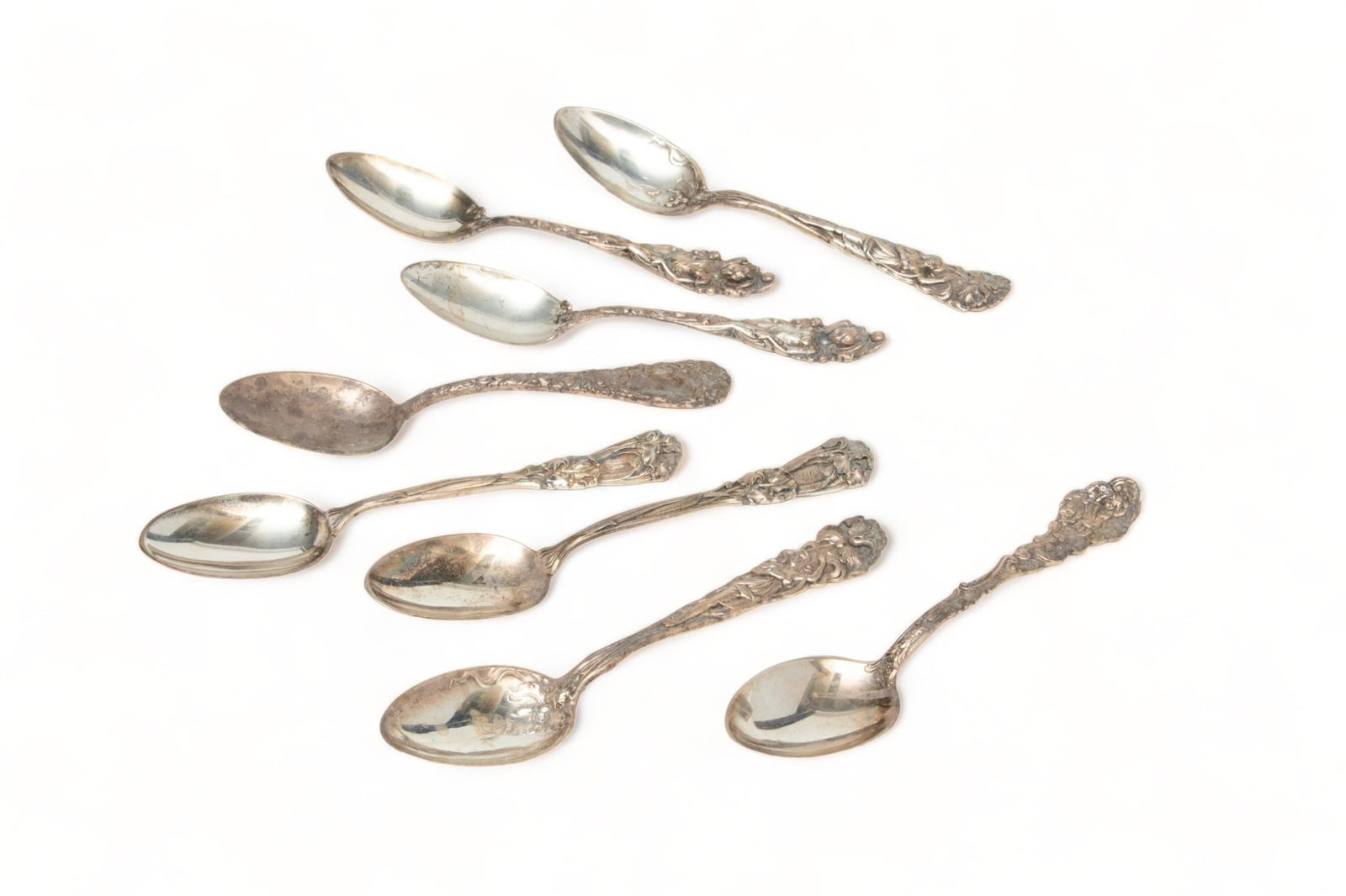 Sterling Silver Spoons, Feat. 'Love Disarmed' Reed & Barton, L 6" 8.1t oz 8 pcs (1 of 3)