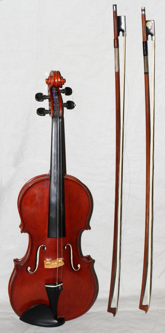 KARL BITTERER OF MUTTENWALD VIOLIN, 1968: KARL BITTERER OF MUTTENWALD VIOLIN, 1968:Two bows, L 23 1/2". Geigenbaumeister violin, two bows and a brown leather case.