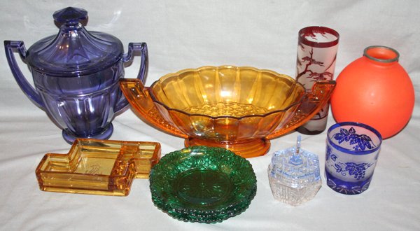 VAL ST. LAMBERT TABLEWARE, 10 PCS: VAL ST. LAMBERT TABLEWARE, 10 PCS:3 plates, dia. 6"; 1 desk tray; 1 amber glass centerpiece; 1 blue to clear covered jar; 1 purple covered vessel & 2 etched vessels. Plus one orange vase. H 1"- 9 1/2"