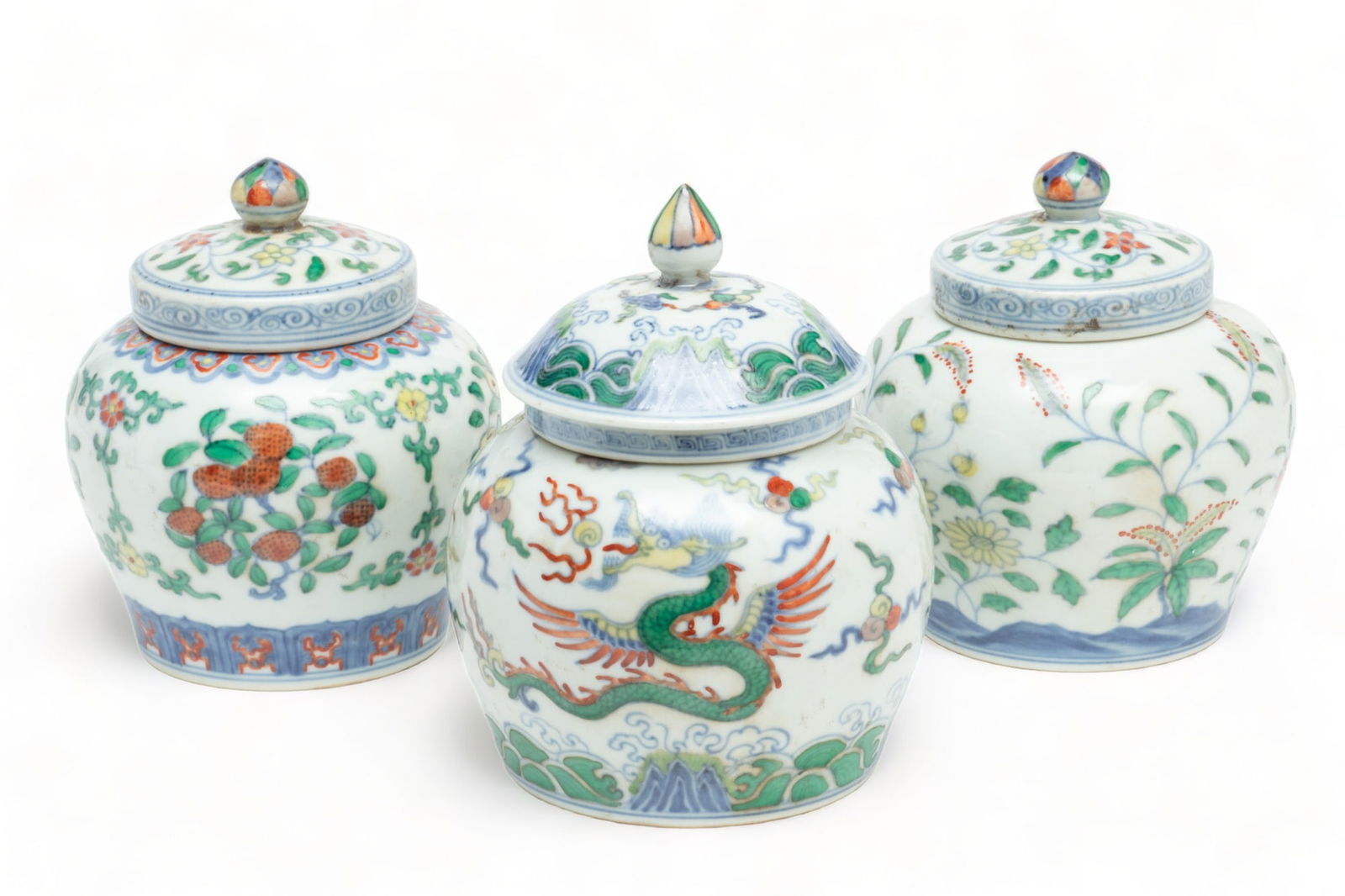 Chinese Doucai Porcelain Covered Jars, 3 pcs (1 of 8)