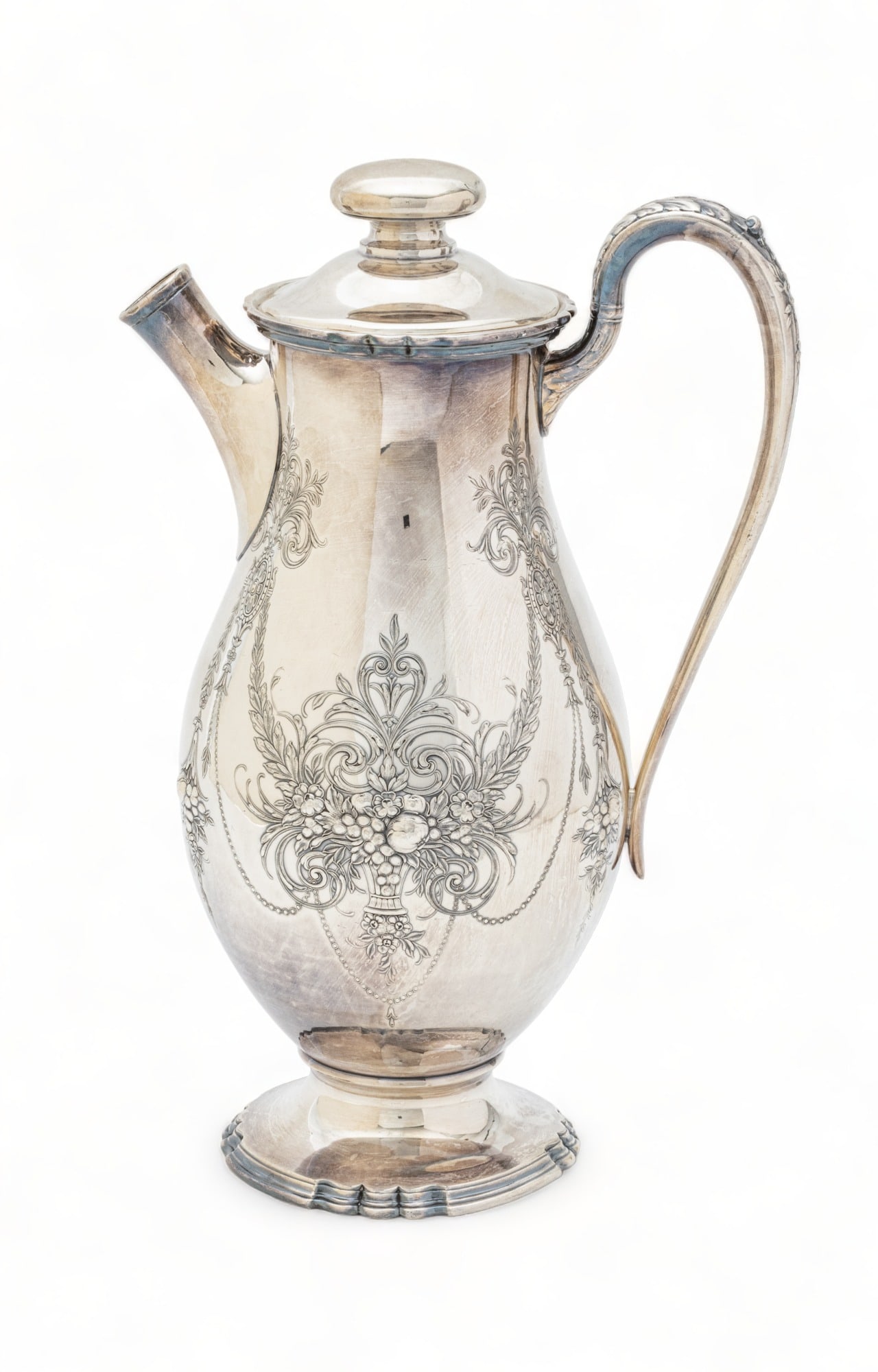 Wilcox International Silverplate Cocktail Shaker Ca. 1930, "Lady Mary", H 12.5": Wilcox International Silverplate Cocktail Shaker Ca. 1930, "Lady Mary", H 12.5" | Baluster form with a semi relief motif of gadroons and floral scrolls. Exhibited Port Huron Museum 2012. Provenance: F