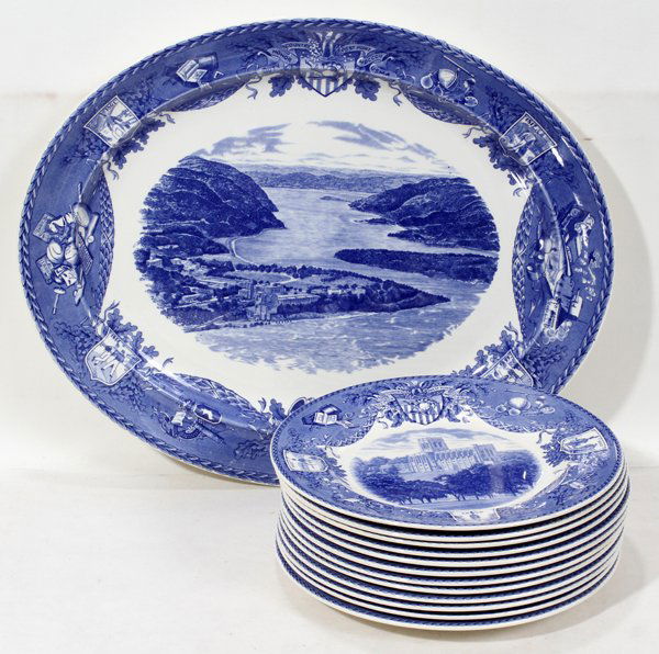 080059 WEDGWOOD 'WEST POINTBLUE'DINNER PLATES (12)