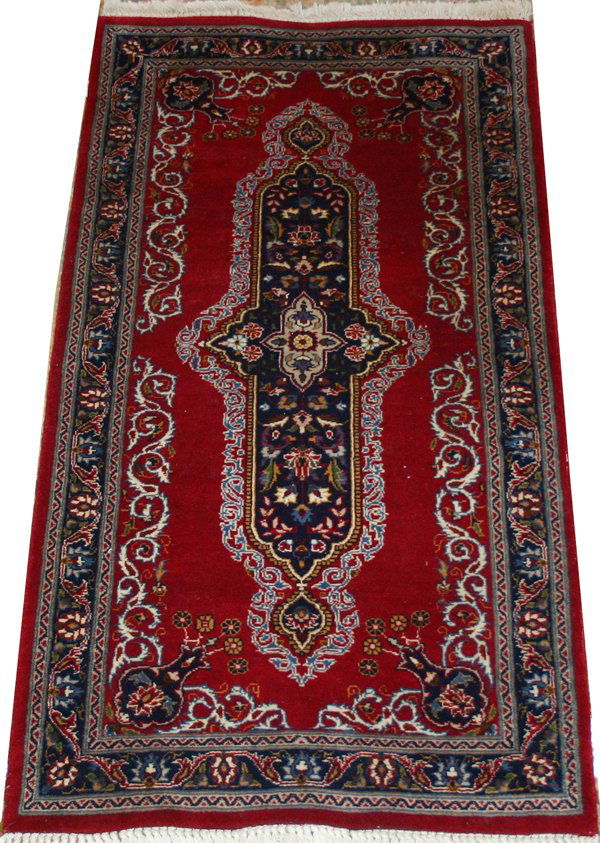 PAKISTANI/PERSIAN WOOL RUG, 4' 0" X 2' 0": PAKISTANI/PERSIAN WOOL RUG, 4' 0" X 2' 0":Circa 1990-2000.