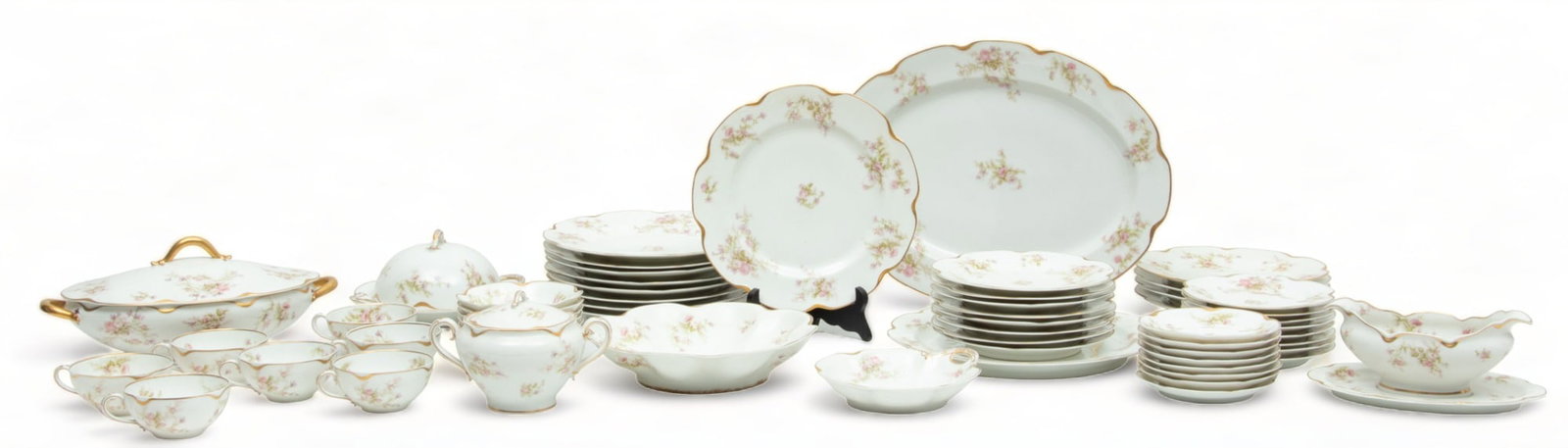 Haviland & Co. (Limoges, France) Rose Pattern Porcelain Dinner Service, Ca. 1920, Dia. 9.5" 62 pcs (1 of 7)