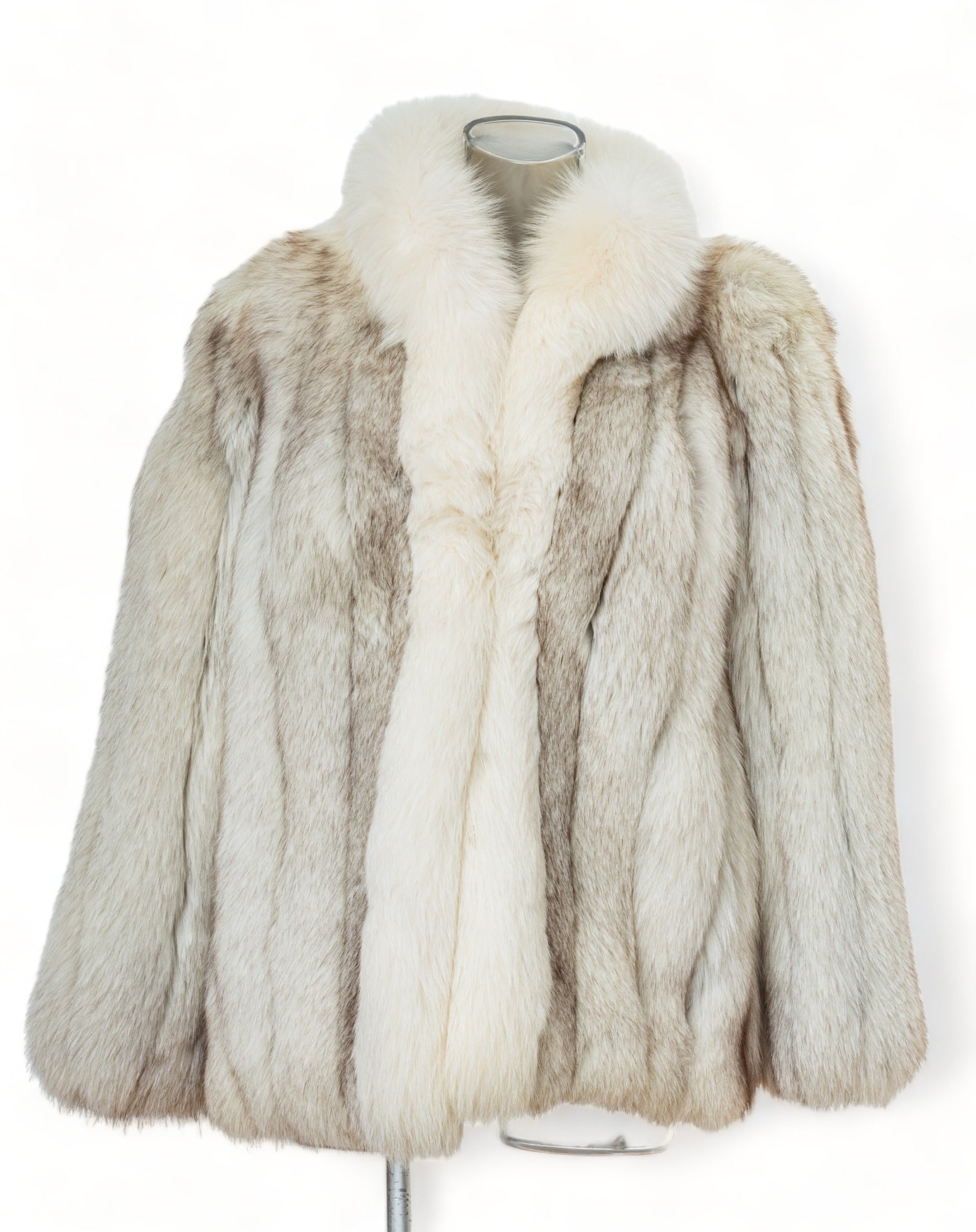 Hudson's Fur Salon (Detroit) Woman's Fox Fur Half-length Coat, L 28" Size: Medium (1 of 4)