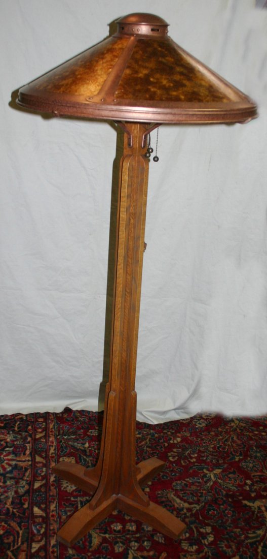 MICA LAMP CO. ARTS & CRAFTS STYLE FLOOR LAMP,: MICA LAMP CO. ARTS & CRAFTS STYLE FLOOR LAMP, H 60", DIA 25" (SHADE):Oak shaft and base with a mica shade. Contemporary.