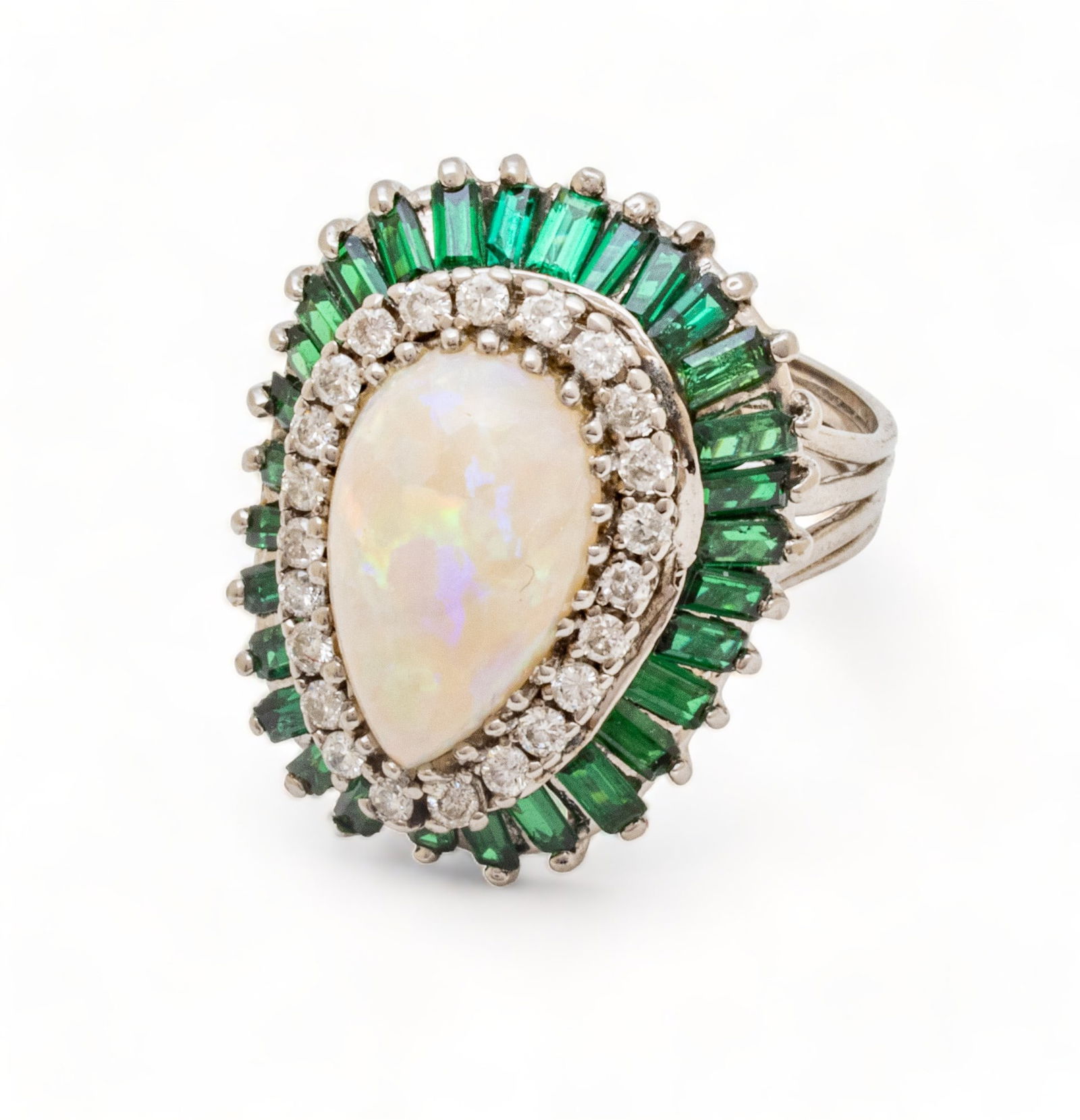Emerald, Diamond And 5ct.Opal Ring, Size 11 13.9g (1 of 7)