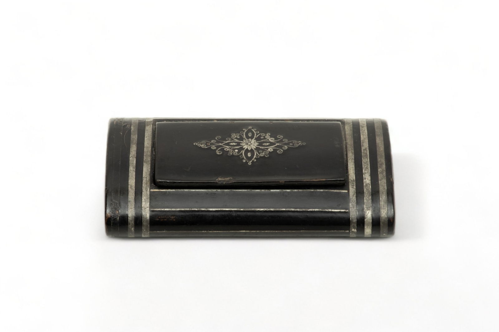 English Black Lacquered Wood & Brass Snuff Box, C. 1800, H 1", W 3.75", D 2" (1 of 4)