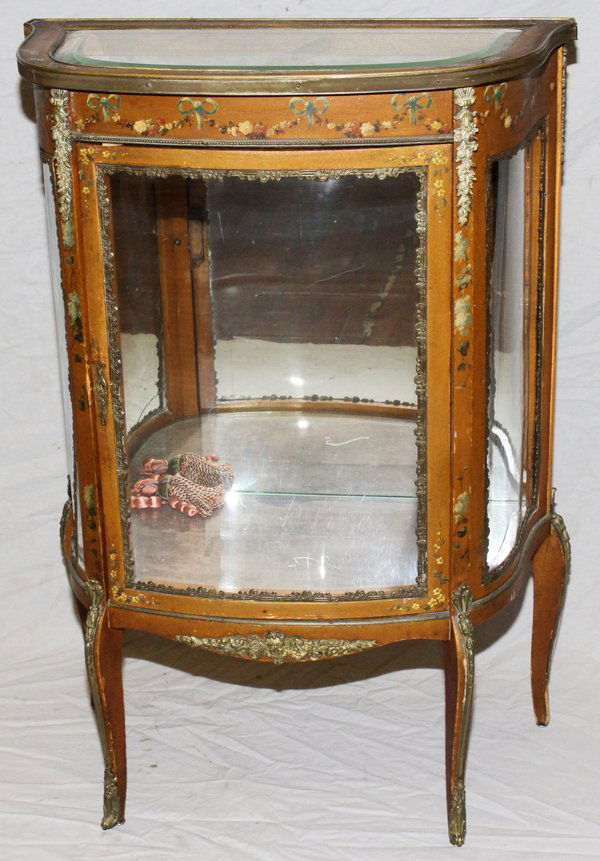VERNIS MARTIN GILT & HAND PAINTED WOOD VITRINE: VERNIS MARTIN GILT & HAND PAINTED WOOD VITRINE, 19TH C., H 36", L 24 1/2", D 13":Having a beveled glass top, a glass paneled hinged door flanked by two glass panels, one interior glass shelf and a mir