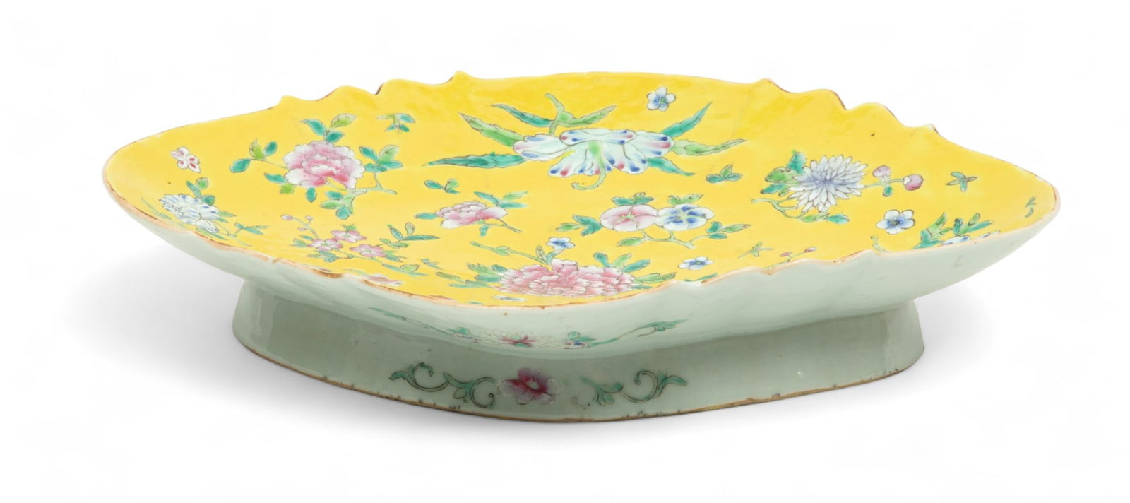 Chinese Famille Juane Export Porcelain Sweet Meat Dish, Ca. 19th C., H 2.75" W 11" L 15" (1 of 5)