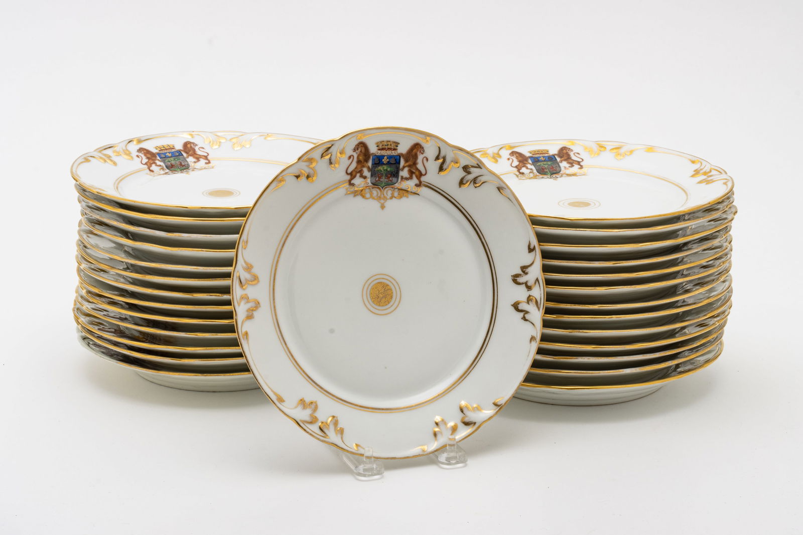 English Samson Design Armorial Painted Porcelain Plates, Dia. 8.25" 17 pcs (1 of 4)