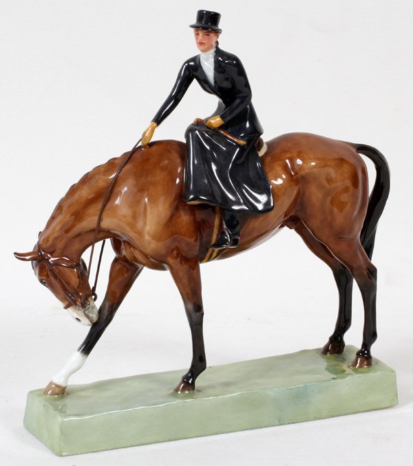 DORIS LINDER FOR ROYAL WORCESTER FIGURE: DORIS LINDER FOR ROYAL WORCESTER, PORCELAIN FIGURE 'AT THE MEET', H 7 1/2", L 6 1/2":inscribed: "At The Meet" Modelled by Doris Lindner and R.No.80651 on the underside; Base 1 1/2".