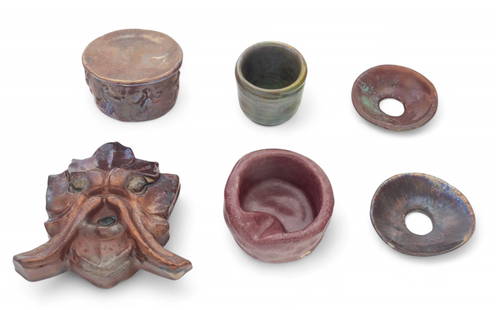 Pewabic Pottery (Detroit) Articles & Mounts, Feat. Ira & Ella Peters, + Signed Thomas Brunk Book: Pewabic Pottery (Detroit) Articles & Mounts, Feat. Ira & Ella Peters, + Signed Thomas Brunk Book The lot includes two bobeches (DIA 3.25"), one covered Pewabic Pottery box, circa 1930-1967 (H 2" x W 3