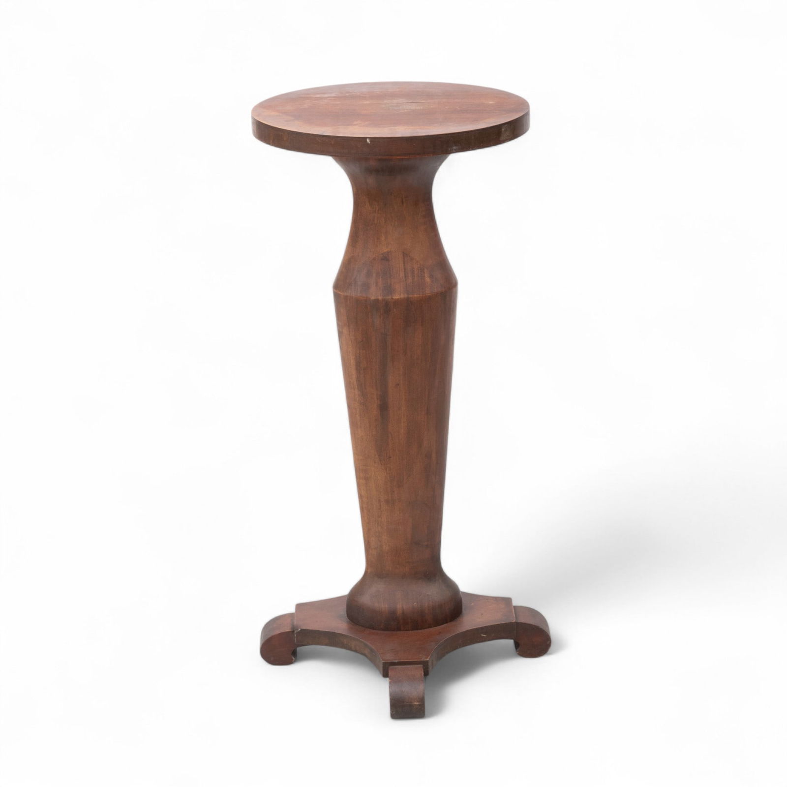 Art And Crafts Style Carved Wood Pedestal, 1920 H 35.8" W 15" L 18": Art And Crafts Style Carved Wood Pedestal, 1920 H 35.8" W 15" L 18" Four scroll feet, urn form central column with an oval top. Dimensions: 1 PC x H 35.75" W 15" L 18"