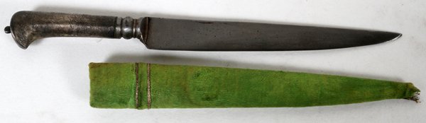 INDO/PERSIAN KARD KNIFE, WOOTZ STEEL AND SILVER: INDO/PERSIAN KARD KNIFE, WOOTZ STEEL AND SILVER 18TH C, L 8" BLADE:having a Wootz steel single edge straight blade, engraved silver clad bird's beak hilt with lanyard ring. Green velvet clad wood shea