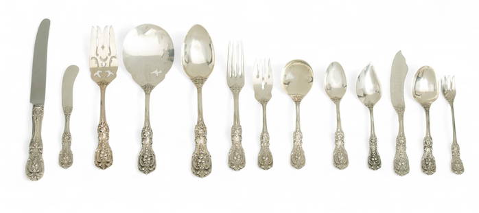 Reed And Barton Francis I Sterling Silver Flatware Set for 8 65 PCS: Reed And Barton Francis I Sterling Silver Flatware Set for 8 65 PCS 8 -9" knives, 8 - 7.2" place forks 16Toz, 8 salad forks 9.7Toz, 8 soup spoons 10.8Toz, 16 teaspoons 18Toz, 8 flat butter spreaders 9
