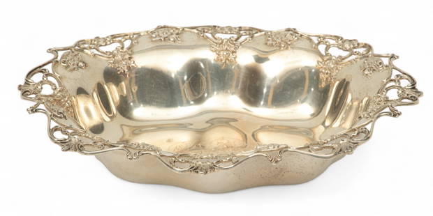 Gorham Sterling Silver Oval Centerpiece, Openwork Border 1899, W 9" L 10" 14 t oz: Gorham Sterling Silver Oval Centerpiece, Openwork Border 1899, W 9" L 10" 14 t oz Gorham A1322. Openwork border. Fancy period monogram and date 1899. Provenance:  Property of a Bloomfield Hills, MI pr