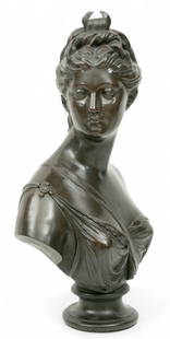 After Houdon (Continental) Bronze Bust Sculpture 'Diana the Huntress', H 24" W 16" Depth 8": After Houdon (Continental) Bronze Bust Sculpture 'Diana the Huntress', H 24" W 16" Depth 8" Black patina with a greenish tint. Bears "Houdon" on verso. Provenance:  Property from a Bloomfield Hills, M
