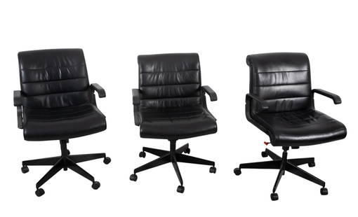 Knoll International (American) Set of Six Executive Swivel Chairs, Ca. 1999, H 35" W 24" Depth 18" 6: Knoll International (American) Set of Six Executive Swivel Chairs, Ca. 1999, H 35" W 24" Depth 18" 6 PCS Black leather swivel armchairs. Knoll labels on the underside. Dimensions: 6 PCS x H 35" W 24"