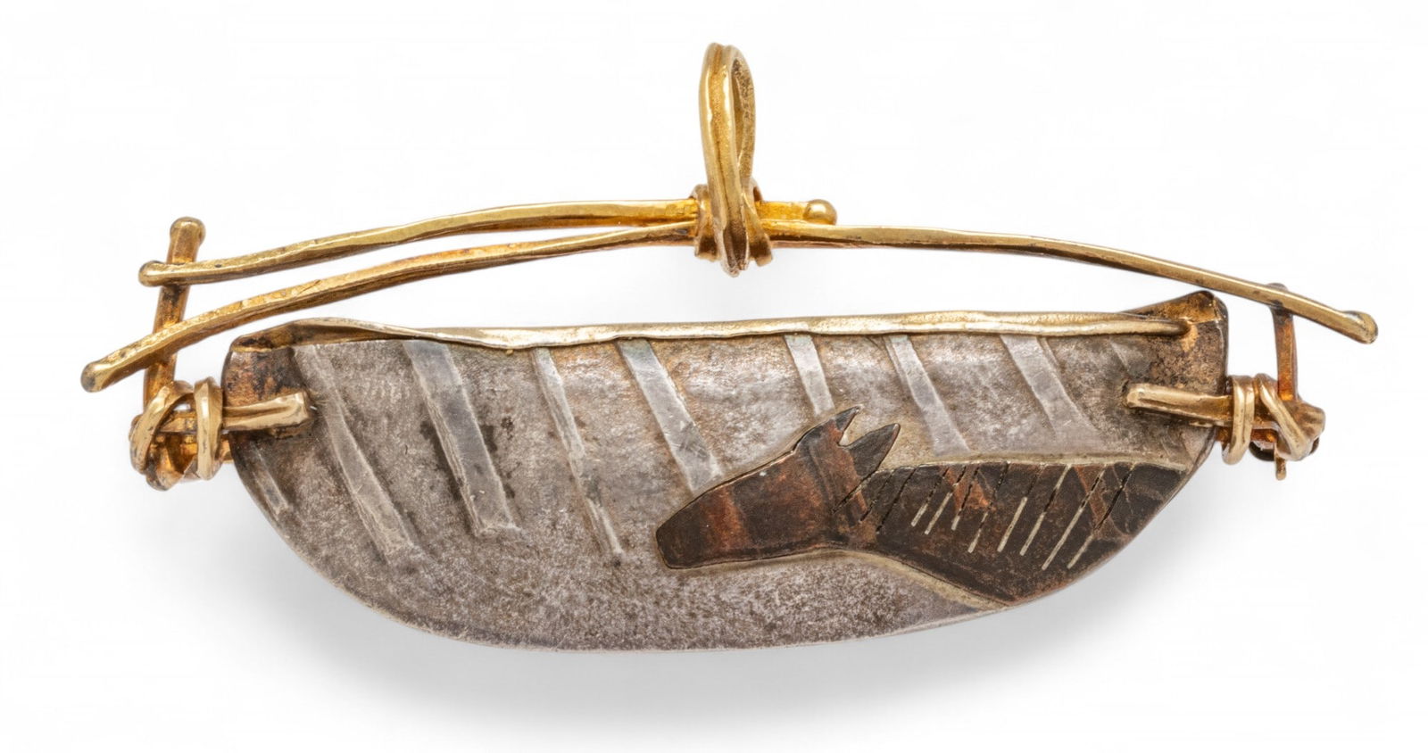 A. Roquin, Signed 18k Yellow Gold And Sterling Canoe Brooch or Pendant L 2" 11 g: A. Roquin, Signed 18k Yellow Gold And Sterling Canoe Brooch or Pendant L 2" 11 g Gold upper structure. Base of canoe is silver. Hand made. Signed on base of canoe. Shadow of moose on canoe. Prov