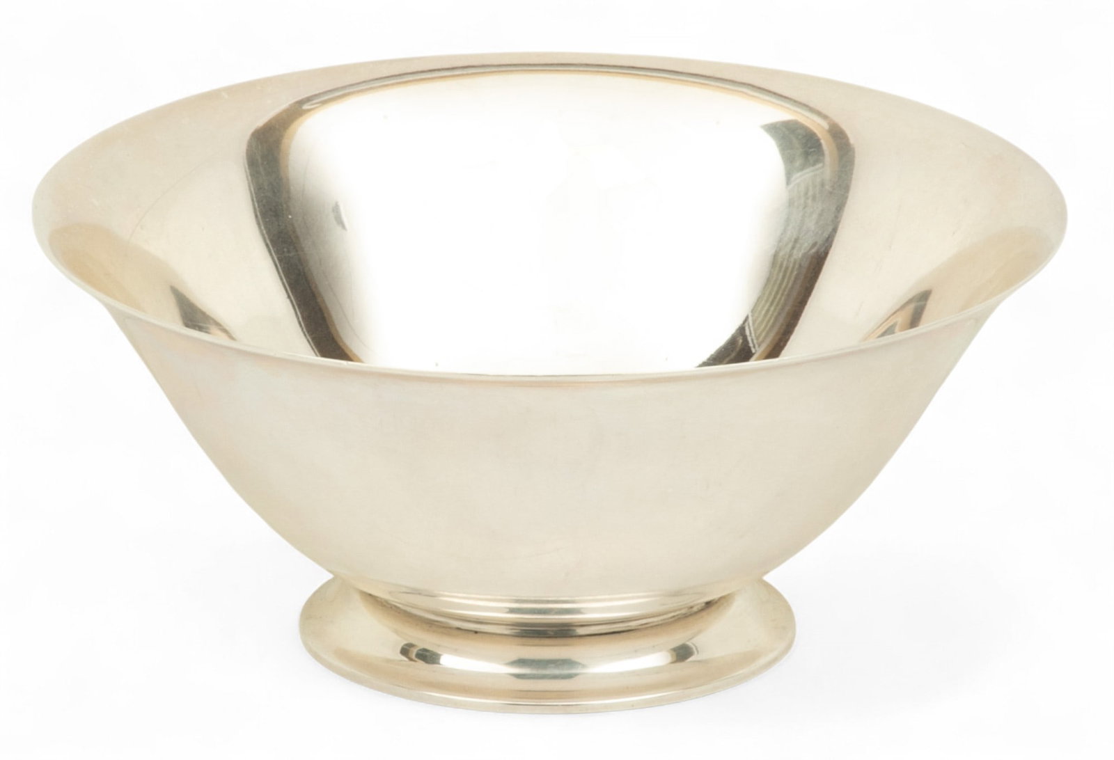 Tiffany & Co (NY) Sterling Silver Footed Bowl, 20660, H 2.5" Dia. 5.5" 6 t oz: Tiffany & Co (NY) Sterling Silver Footed Bowl, 20660, H 2.5" Dia. 5.5" 6 t oz Marked on the underside Tiffany & Co. makers sterling silver 20660 M. Dimensions: 1 PC x H 2.5" Dia 5.5" 6.7 t o