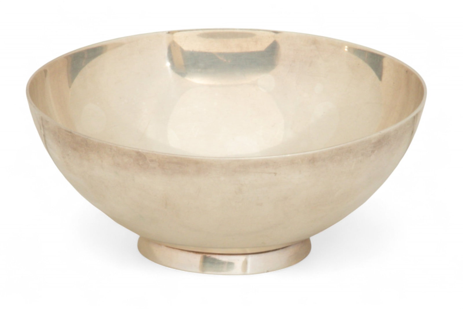 Tiffany & Co (NY) Sterling Silver Footed Bowl, 22674, H 2" Dia. 4.5" 4 t oz: Tiffany & Co (NY) Sterling Silver Footed Bowl, 22674, H 2" Dia. 4.5" 4 t oz Marked on the underside Tiffany & Co. makers sterling silver 22674 M. Dimensions: 1 PC x H 2" Dia 4.5" 4.75 t oz