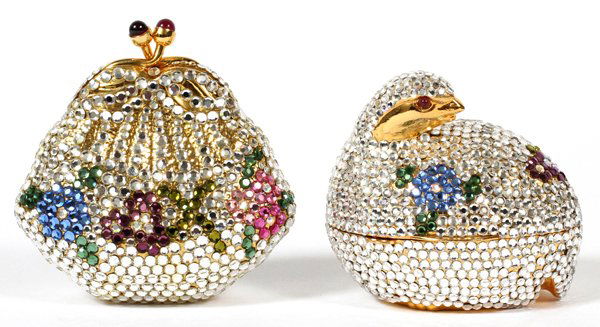 JUDITH LEIBER CRYSTAL COIN PURSE & PILL BOXES: JUDITH LEIBER CRYSTAL COIN PURSE & BIRD PILL BOXES, W 2":Including 1 coin purse, W.2 1/4", and 1 bird, W.2"; each is stamped "Judith Leiber". Two items total.