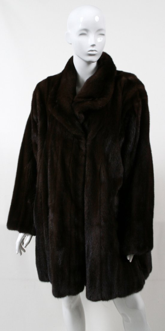 DONNA KARAN FOR NEIMAN MARCUS MINK COAT, L 36": DONNA KARAN FOR NEIMAN MARCUS MINK COAT, L 36":Blackgama. Monogram JAJ.