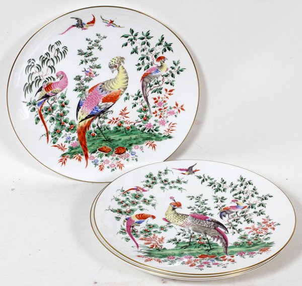 ROYAL WORCESTER PORCELAIN COLLECTORS PLATES, 8: ROYAL WORCESTER PORCELAIN COLLECTORS PLATES, 8: Two Peacock designs.