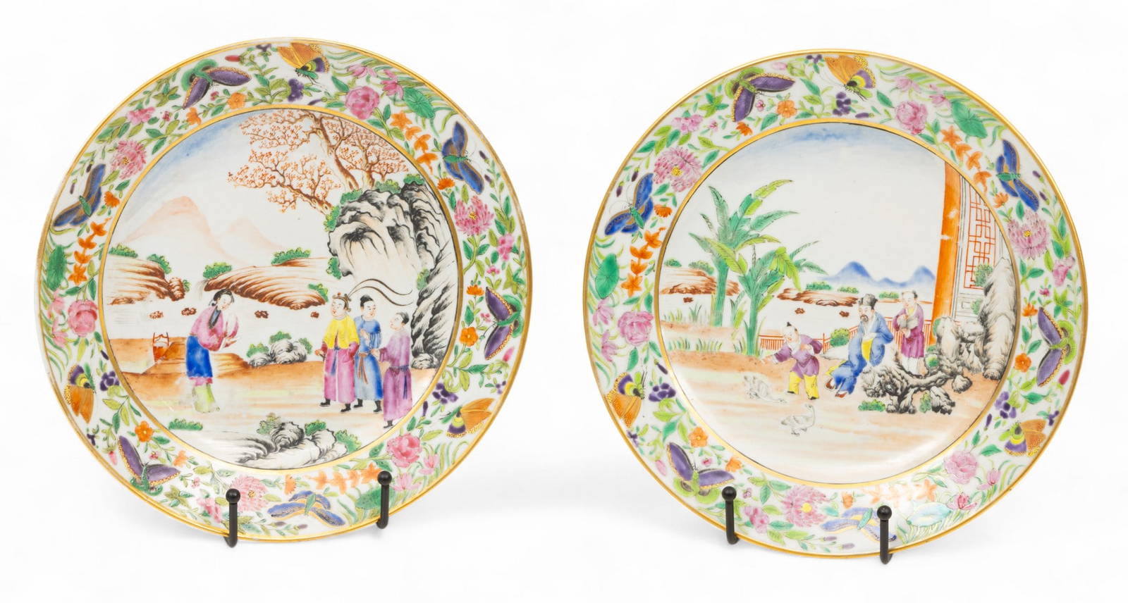 Chinese Porcelain Chargers 19th C., 'Rose Medallion', Dia. 9.5\" 1 PAIR