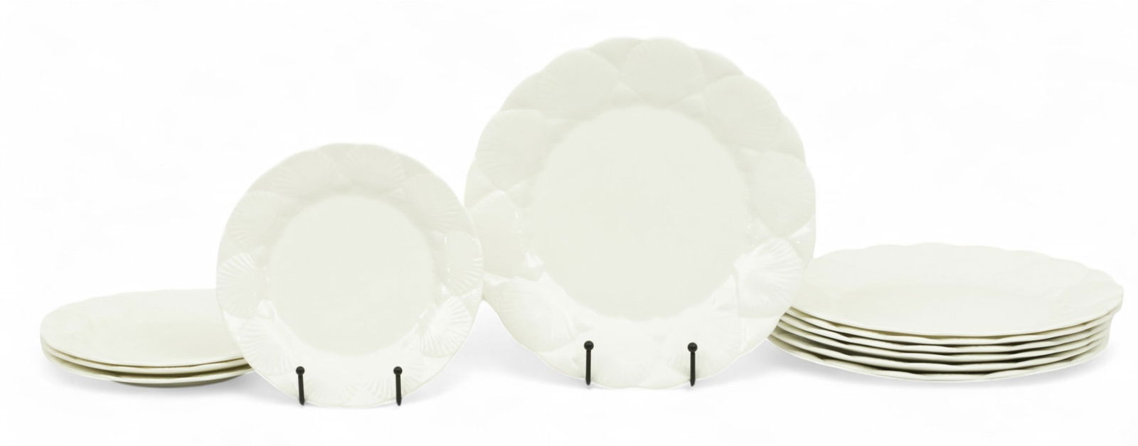 Coalport (English) Bone China 'Oceanside' Dinner And Bread Plates, 11 PCS: Coalport (English) Bone China 'Oceanside' Dinner And Bread Plates, 11 PCS Shell designs at the rims. Lot includes seven dinner plates, dia. 11". Four bread plates, dia. 8". All marked Coalport on the