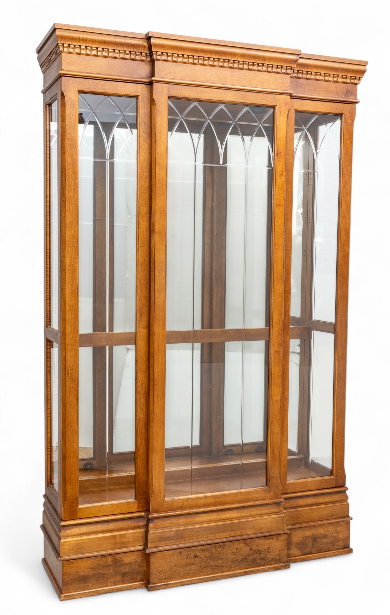 Pulaski Furniture Corporation Breakfront-Style Wood and Glass Display Cabinet H 78" W 50" Depth 14" (1 of 6)