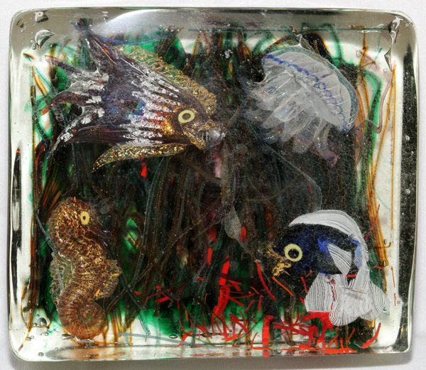 CRYSTAL BLOCK AS AQUARIUM, H 6 1/4", W 7 1/2": CRYSTAL BLOCK AS AQUARIUM, H 6 1/4", W 7 1/2", D 2 1/2":Containing blown glass fish and seahorse. No apparent signature. From the Collection of John P. O'Hara, Bloomfield Hills, Mich.