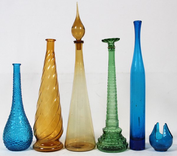 MIXED GROUP OF GLASS, BLENKO, MURANO, VIKING: MIXED GROUP OF GLASS, BLENKO, MURANO, VIKING:blown glass 6" x 27"